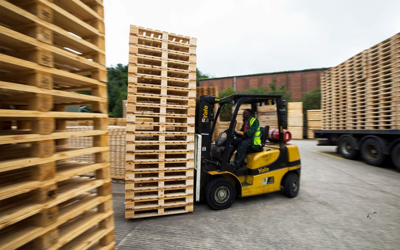 how much do wooden pallets cost?
